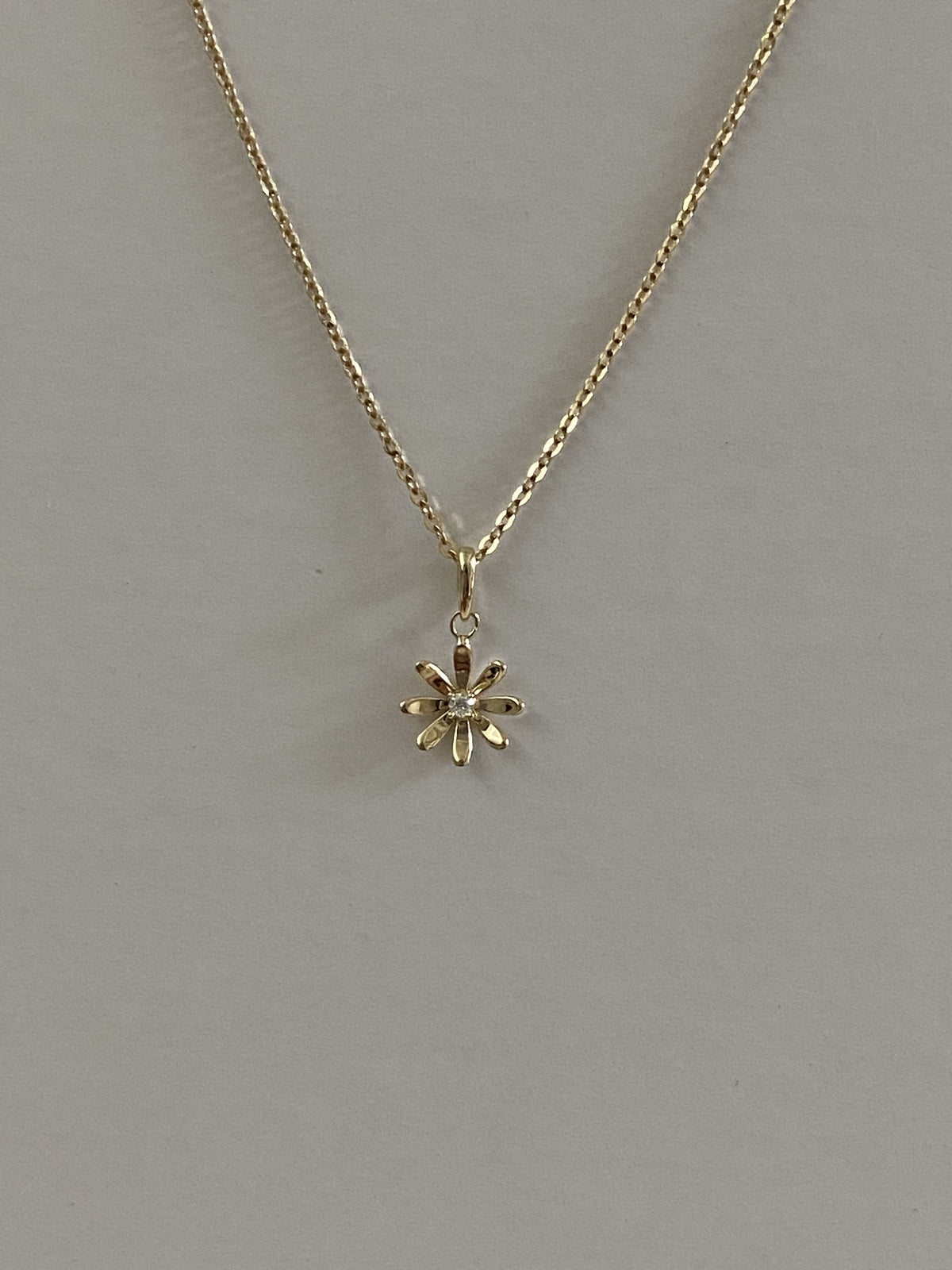 Actual product photo of 14K Solid Gold Moissanite Daisy Pendant, reference view 2