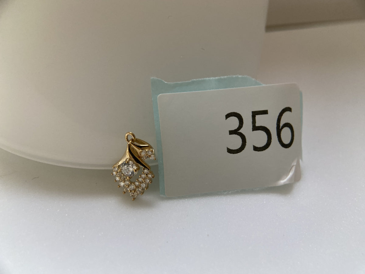 Actual product photo of 14K Solid Gold Ornate Kite Pendant, reference view 1