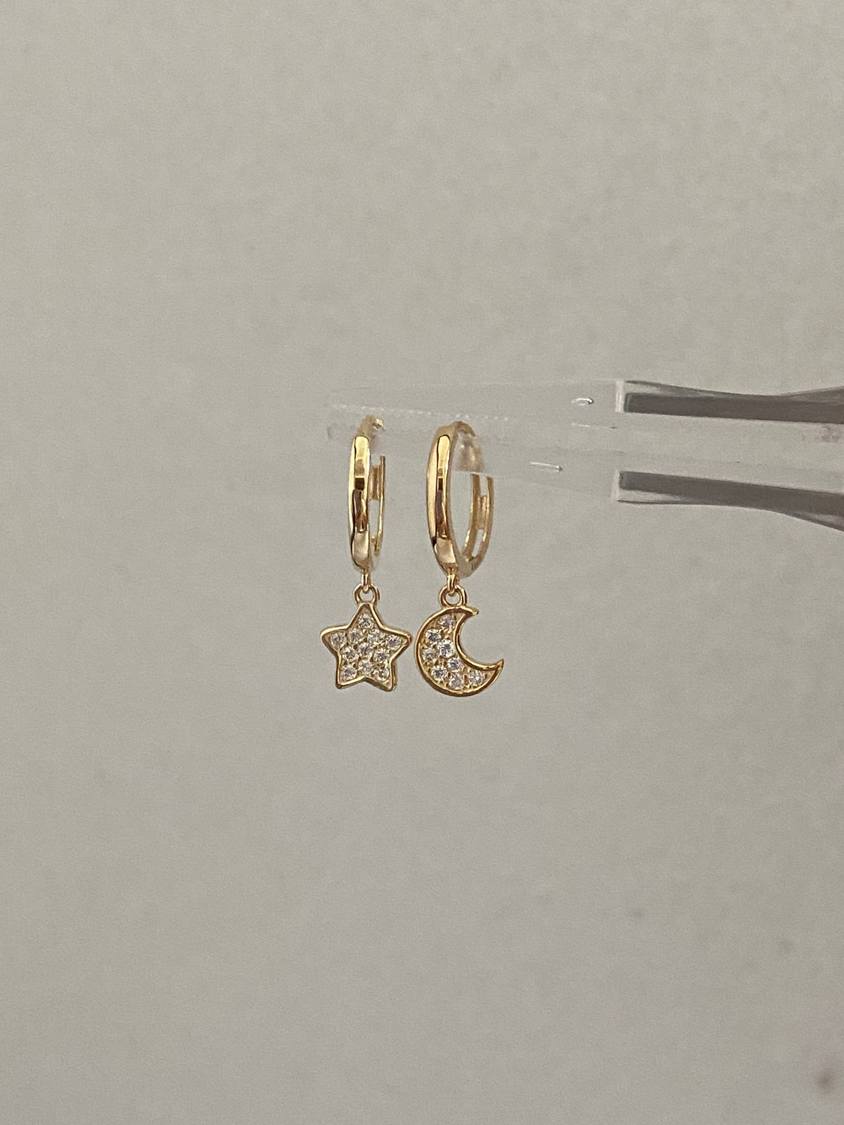 Actual product photo of Solid Gold Hoop Earrings - 8.2mm Inner Diameter - Style 623