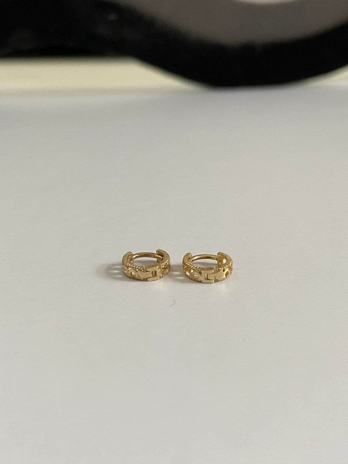 Actual product photo of Solid Gold Hoop Earrings - 6mm Inner Diameter - Style 633